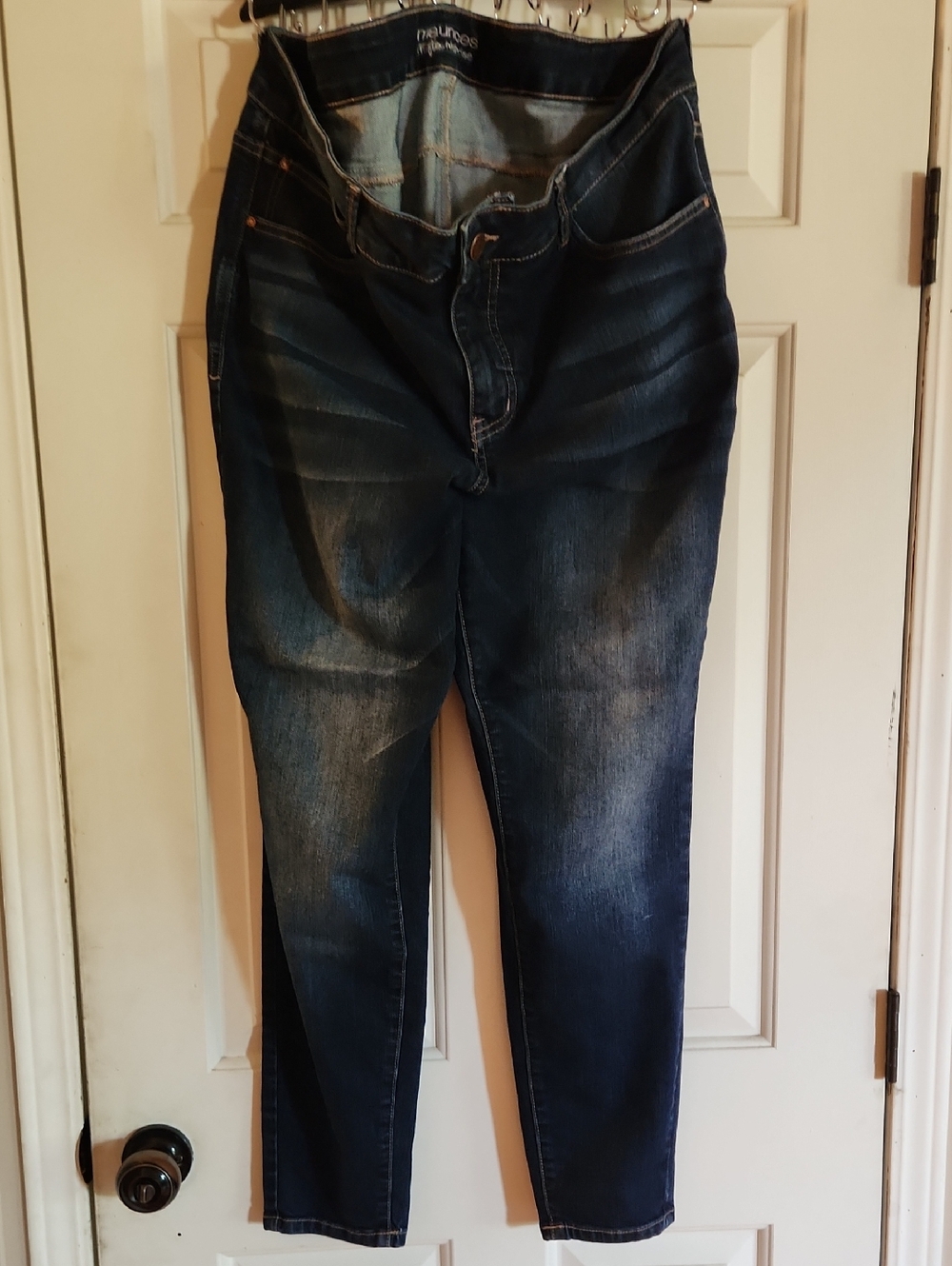 Maurices High-Rise Women’s Skinny Jeans in Dark Blue Wash
